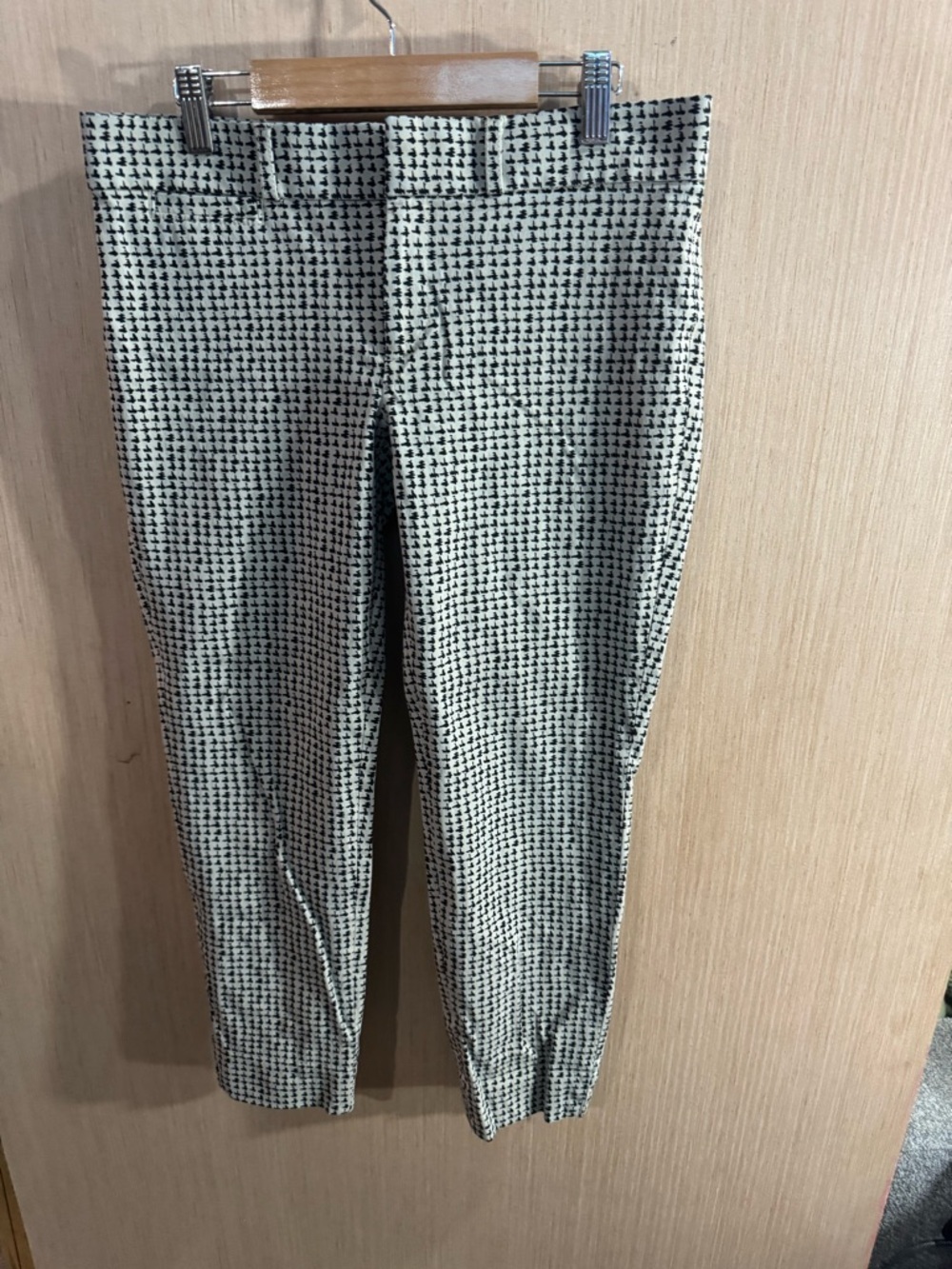 Banana Republic Black & White Houndstooth Sloan Fit Slim High Rise Pants Size 4P